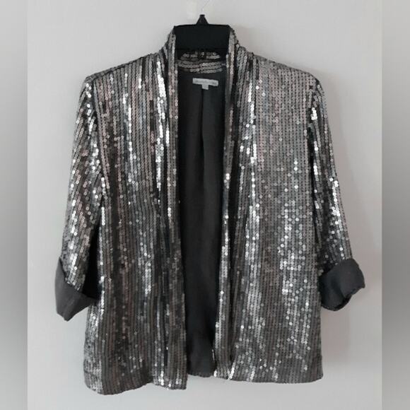 Charlotte Russe Sequined Topper - Picture 1 of 4
